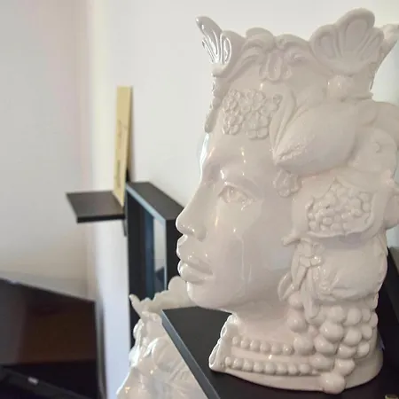 La Luna Nel Pozzo 3*