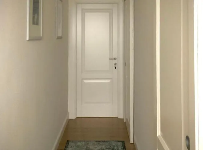 La Luna Nel Pozzo Botrugno