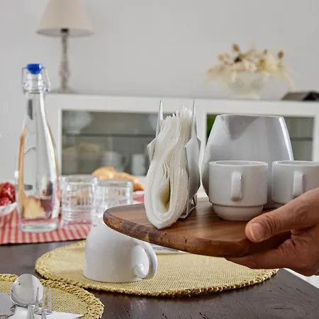 Couette-café La Luna Nel Pozzo Botrugno